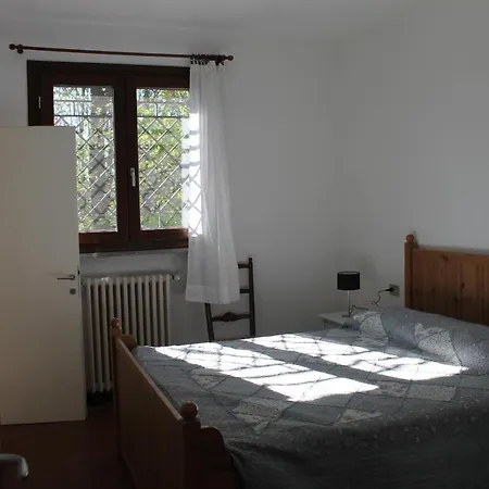 Apartment Tana Della Volpe
